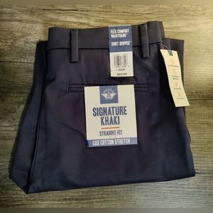 Dockers signature Khaki straight fit pants